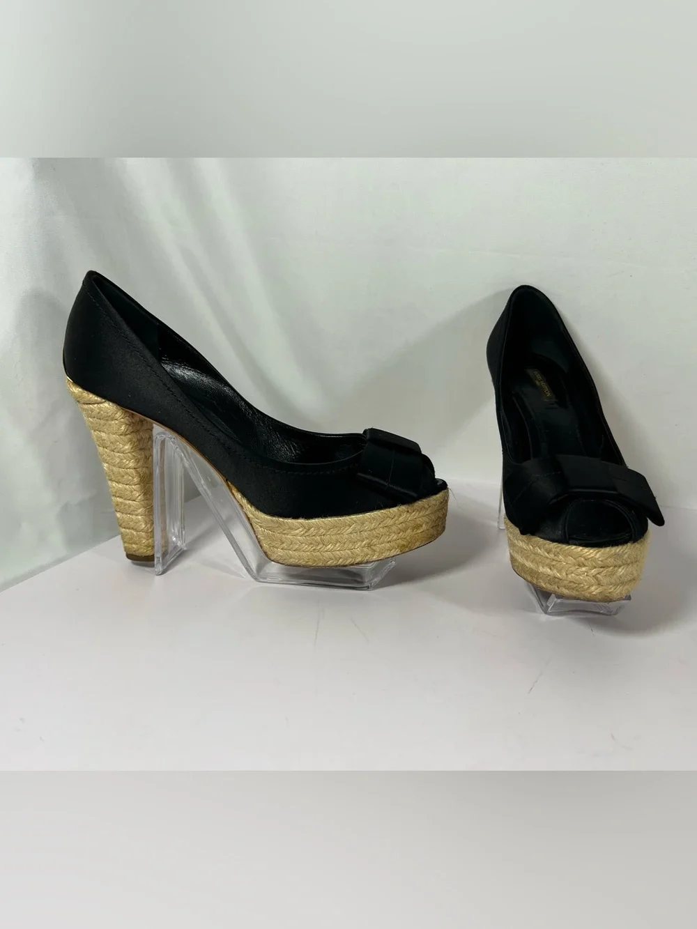 7246: Louis Vuitton Black Satin Espadrille Platform Pumps Heels Size 39